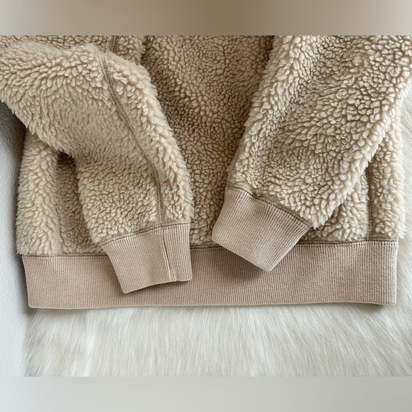 ✨ABERCROMBIE & FITCH Sherpa Full Zip Hooded Jacket Light Brown Mens XS - Picture 7 of 12